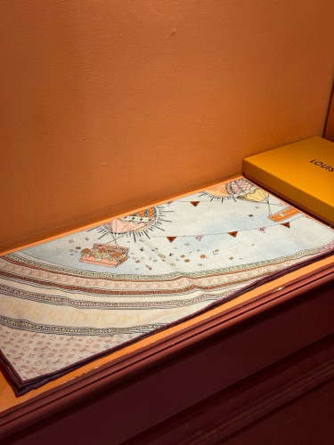Louis Vuitton Scarves Womens Fashion Scarf Square 140 with Original Box Whatsapp【+1-3239614486】