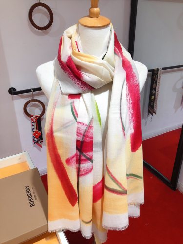 Burberry Scarves Womens Fashion Scarf with Original Box Whatsapp【+1-3239614486】
