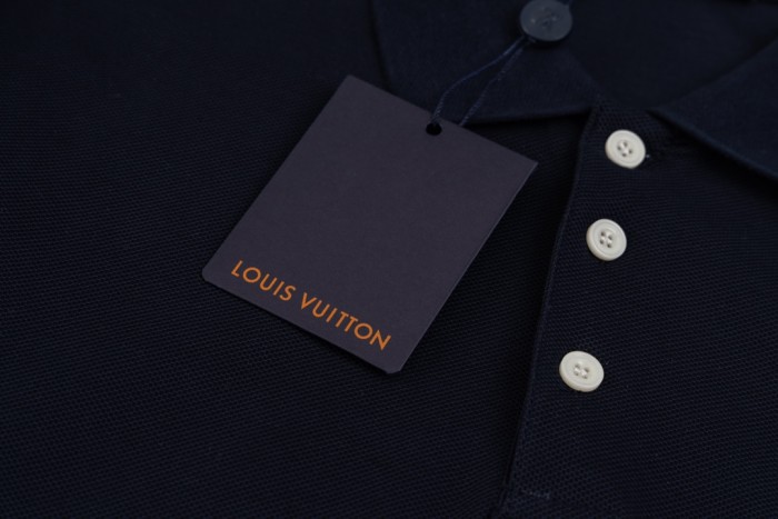 Louis Vuitton Luxury Brand Men Womens Short Sleeve T-Shirt Polo Shirt Whatsapp 【+1-3239614486】
