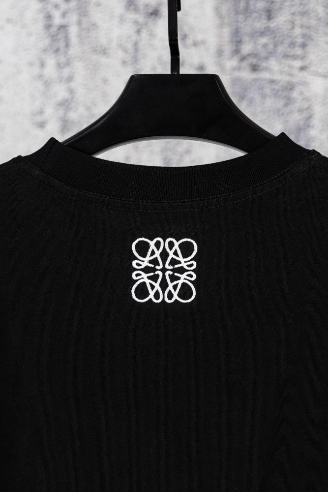 Loewe Luxury Brand Men Womens Short Sleeve T-Shirt Whatsapp 【+1-3239614486】