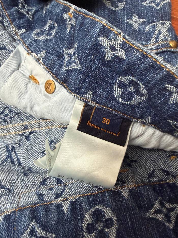 Louis Vuitton Luxury Brand Women Mens Pant Denim Shorts Whatsapp 【+1-3239614486】