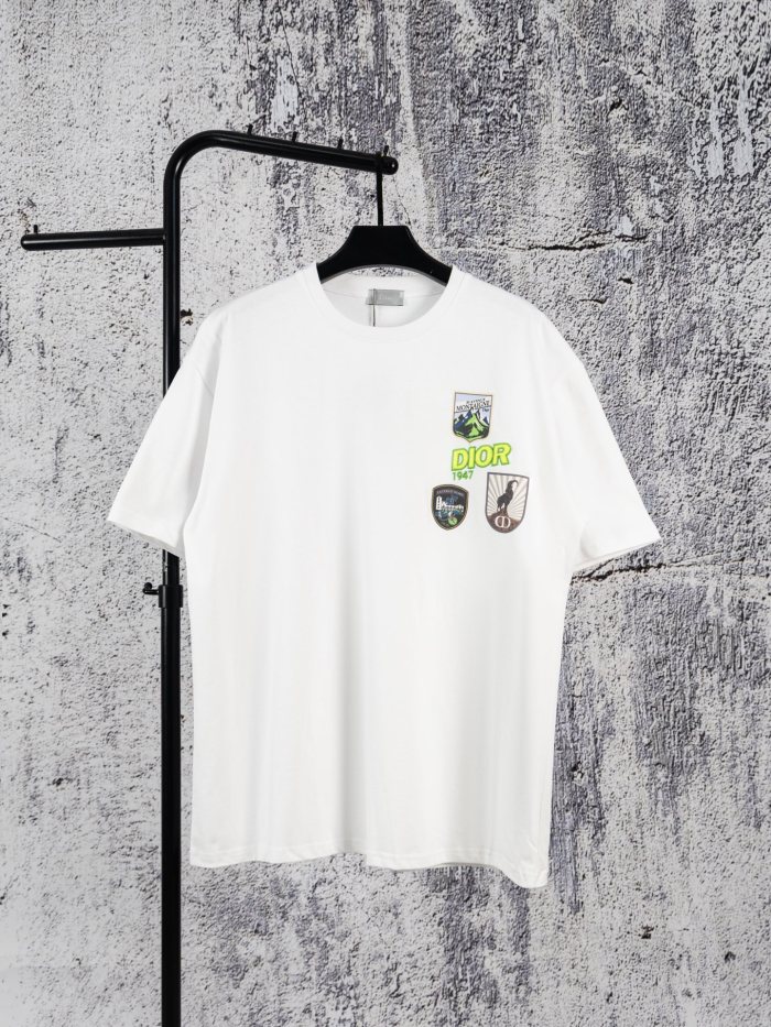 Dior Luxury Brand Women Mens Short Sleeve T-Shirt Whatsapp 【+1-3239614486】