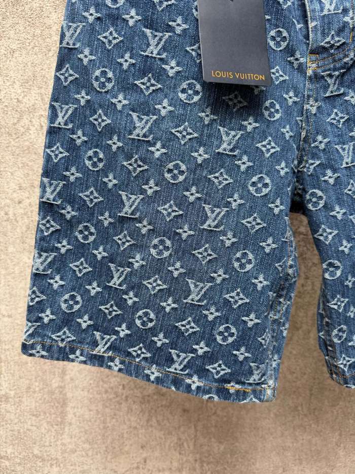 Louis Vuitton Luxury Brand Women Mens Pant Denim Shorts Whatsapp 【+1-3239614486】