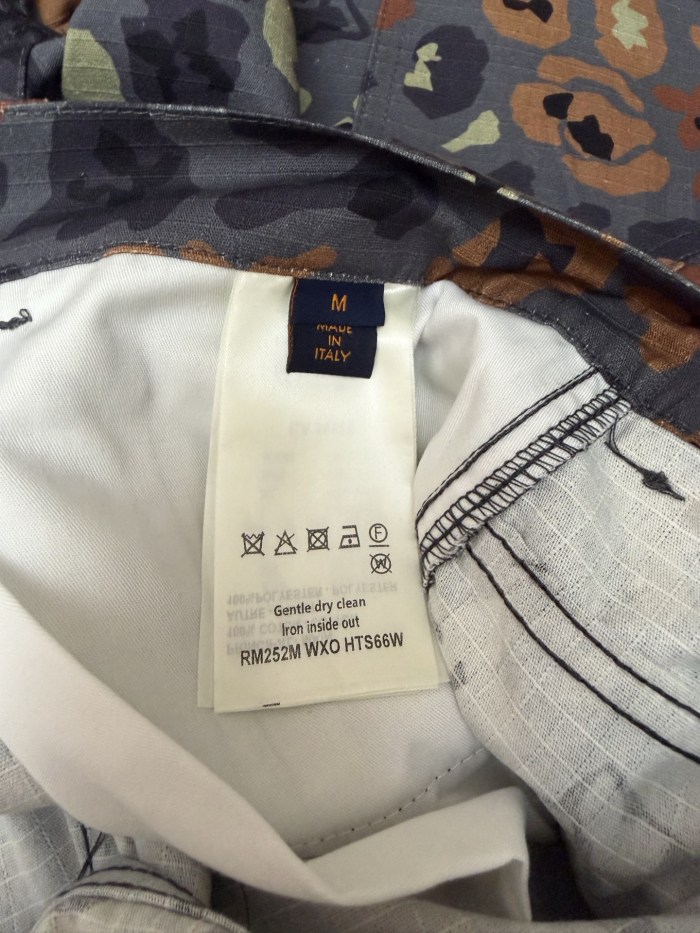 Louis Vuitton Luxury Brand Women Mens Pant Shorts Printed Carpenter Shorts Whatsapp 【+1-3239614486】