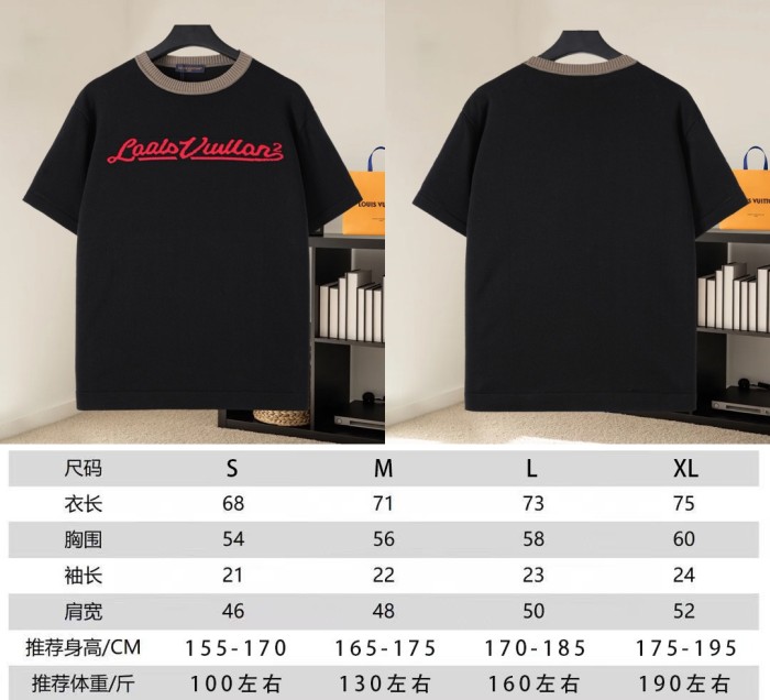 Louis Vuitton Luxury Brand Men Womens Short-Sleeved Crewneck Knit Whatsapp 【+1-3239614486】