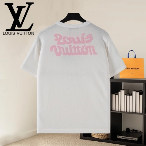 Louis Vuitton Luxury Brand Men Womens Short-Sleeved Crewneck Knit Whatsapp 【+1-3239614486】