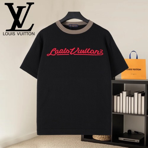 Louis Vuitton Luxury Brand Men Womens Short-Sleeved Crewneck Knit Whatsapp 【+1-3239614486】