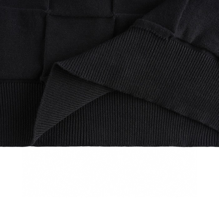 Louis Vuitton Luxury Brand Men Womens Short-Sleeved Crewneck Knit Whatsapp 【+1-3239614486】