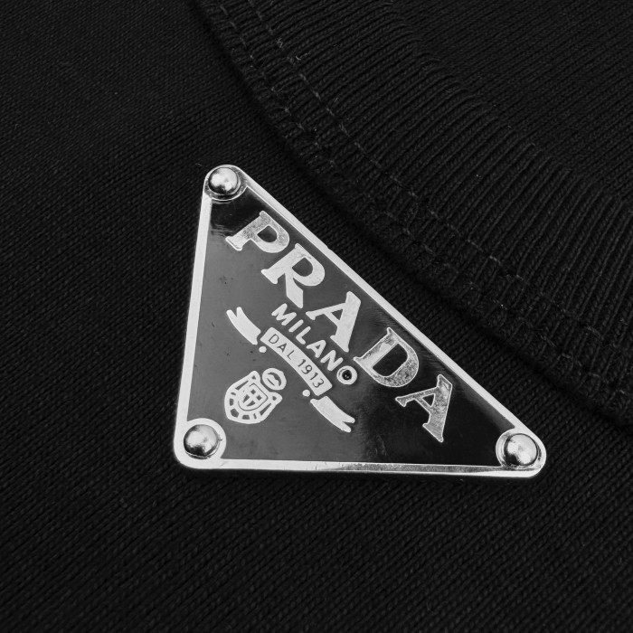 Prada Luxury Brand Men Womens Knit Tank Top Whatsapp 【+1-3239614486】