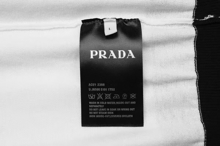 Prada Luxury Brand Men Womens Short Sleeve T-Shirt Knit Whatsapp 【+1-3239614486】