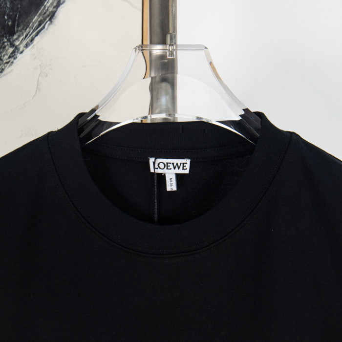 Loewe Luxury Brand Men Womens Short Sleeve T-Shirt Whatsapp 【+1-3239614486】