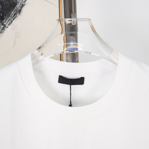 Prada Luxury Brand Men Womens Short Sleeve T-Shirt Whatsapp 【+1-3239614486】