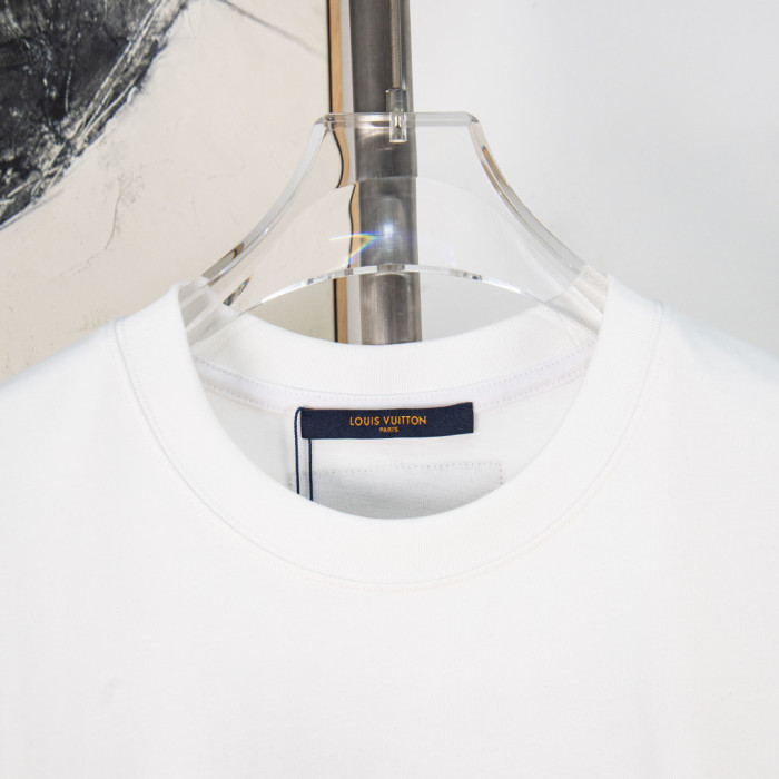 Louis Vuitton Luxury Brand Womens Men Short Sleeve T-Shirt Top Quality Whatsapp 【+1-3239614486】