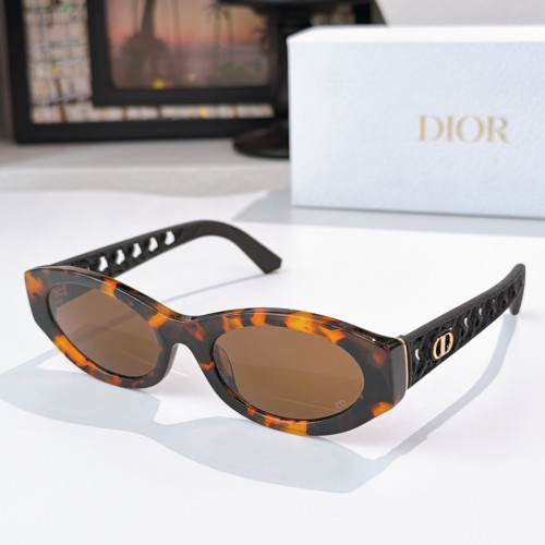 Dior Sunglasses Luxury Brand Womens Sunglasses with Original Box Whatsapp 【+1-3239614486】VeryDior S58F
