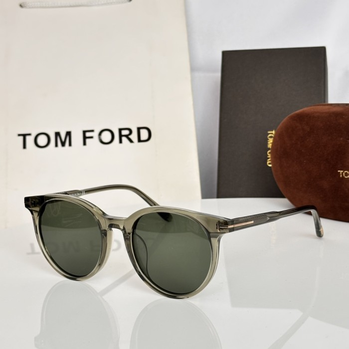 Tom Ford Sunglasses Luxury Brand Womens Sunglasses with Original Box Whatsapp 【+1-3239614486】TF5695
