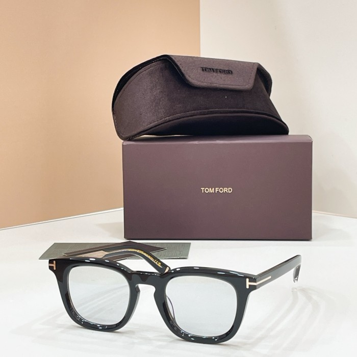 Tom Ford Sunglasses Luxury Brand Men Womens Sunglasses with Original Box Whatsapp 【+1-3239614486】FT 1326
