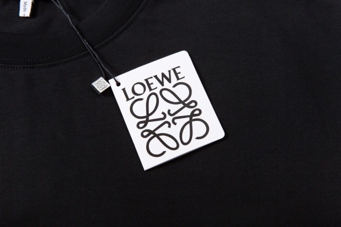 Loewe Luxury Brand Men Womens Short Sleeve T-Shirt Whatsapp 【+1-3239614486】