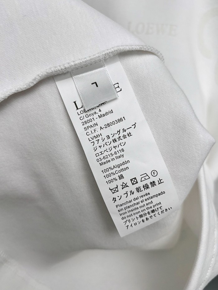 Loewe Luxury Brand Men Womens Short Sleeve T-Shirt Whatsapp 【+1-3239614486】