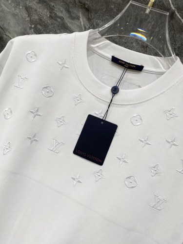 Louis Vuitton Luxury Brand Womens Men Short Sleeve T-Shirt Top Quality Whatsapp 【+1-3239614486】