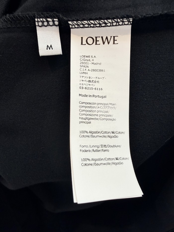 Loewe Luxury Brand Men Womens Short Sleeve T-Shirt Whatsapp 【+1-3239614486】
