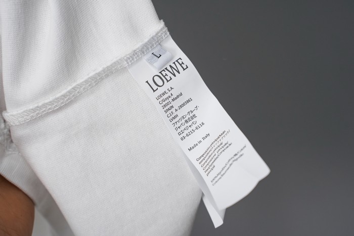 Loewe Luxury Brand Men Womens Short Sleeve T-Shirt Whatsapp 【+1-3239614486】
