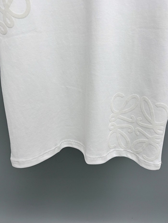 Loewe Luxury Brand Men Womens Short Sleeve T-Shirt Whatsapp 【+1-3239614486】