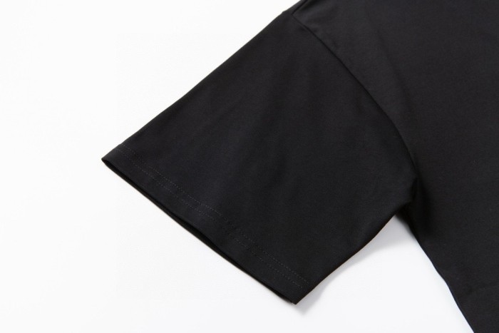 Loewe Luxury Brand Men Womens Short Sleeve T-Shirt Whatsapp 【+1-3239614486】