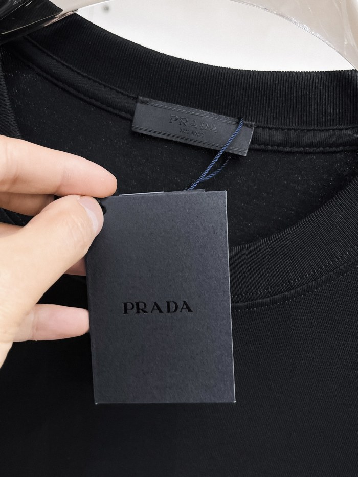 Prada Luxury Brand Men Womens Short Sleeve T-Shirt with Original Box Whatsapp 【+1-3239614486】