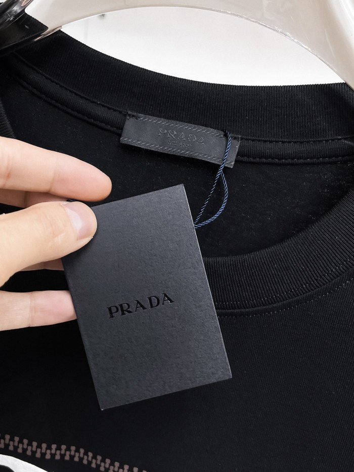 Prada Luxury Brand Men Womens Short Sleeve T-Shirt with Original Box Whatsapp 【+1-3239614486】