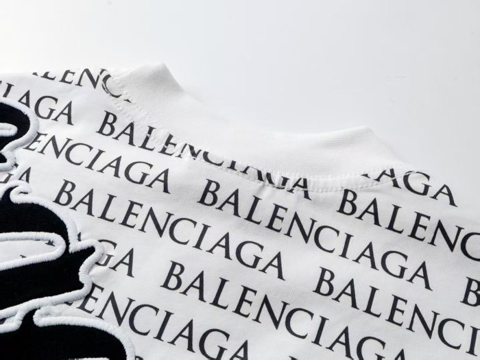 Balenciaga Luxury Brand Women Mens Short Sleeve T-Shirt with Original Box Whatsapp 【+1-3239614486】