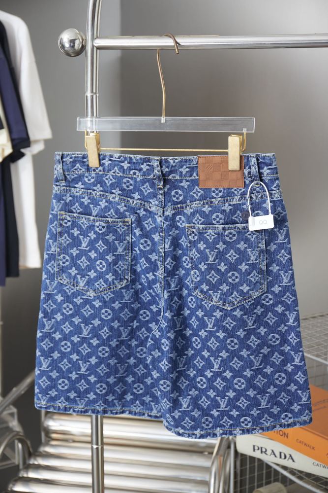 Louis Vuitton Luxury Brand Women Mens Pant Monogram Denim Shorts Whatsapp 【+1-3239614486】