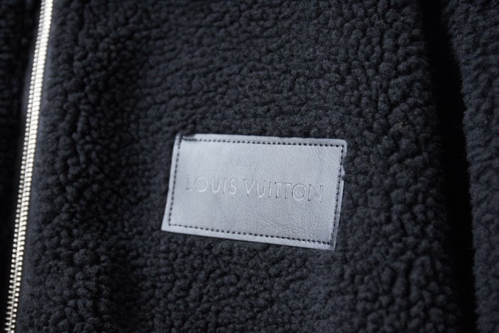 Louis Vuitton Men Womens Jacket Coat Luxury Brand Mens Jackets Leather Patch Fleece Blouson Top Quality Whatsapp【+1-3239614486】