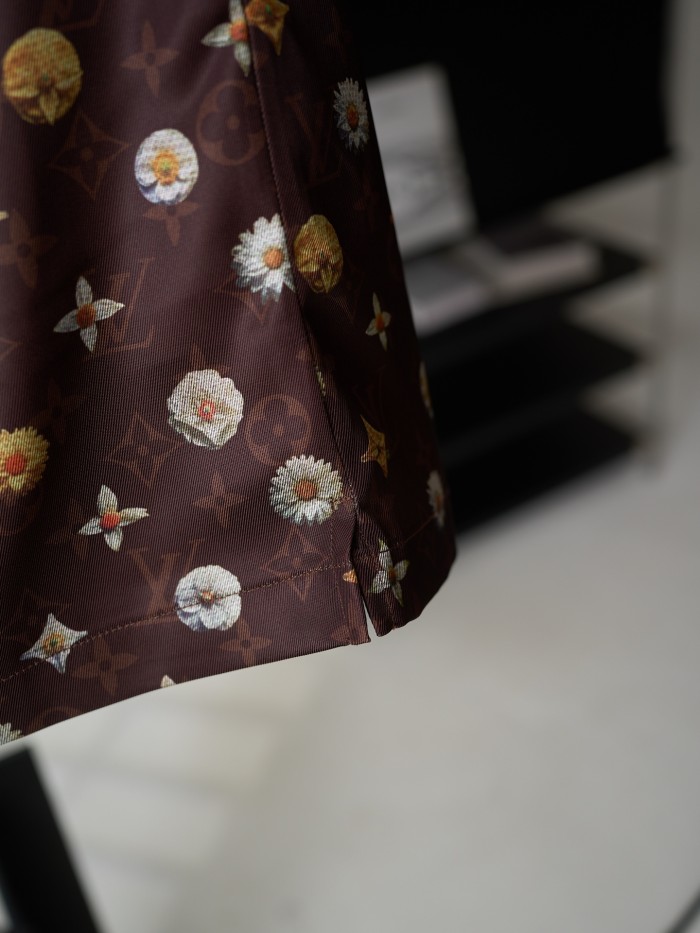 Louis Vuitton Luxury Brand Women Mens Pant Shorts Monogram Printed Silk Shorts with Original Box Whatsapp 【+1-3239614486】