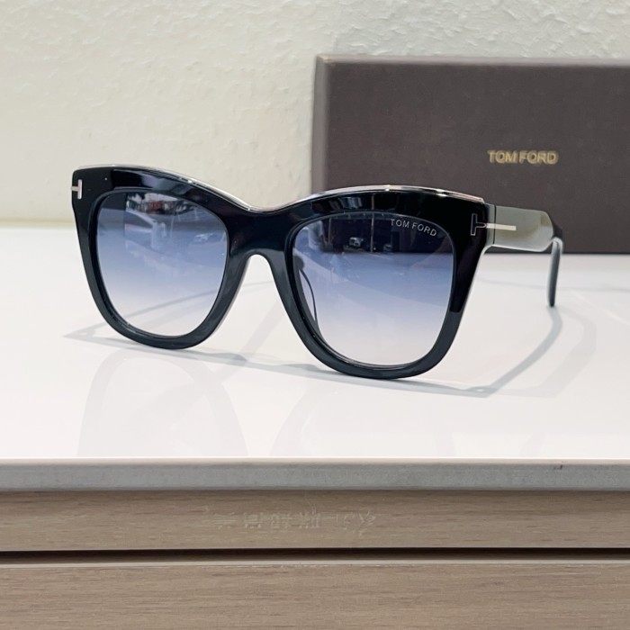 Tom Ford Sunglasses Luxury Brand Womens Sunglasses with Original Box Whatsapp 【+1-3239614486】FT0685