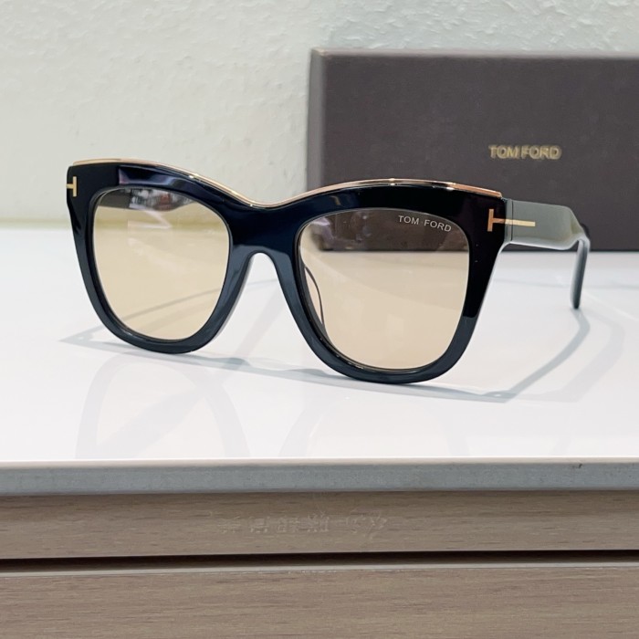 Tom Ford Sunglasses Luxury Brand Womens Sunglasses with Original Box Whatsapp 【+1-3239614486】FT0685