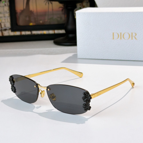 Dior Sunglasses Luxury Brand Womens Sunglasses with Original Box Whatsapp 【+1-3239614486】Dior Clover S1U
