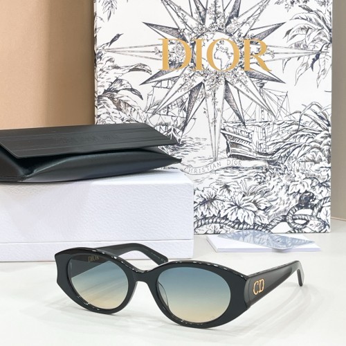 Dior Sunglasses Luxury Brand Womens Sunglasses with Original Box Whatsapp 【+1-3239614486】Dior Glow B3I