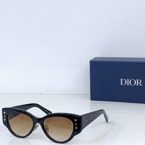 Dior Sunglasses Luxury Brand Womens Sunglasses with Original Box Whatsapp 【+1-3239614486】Dior LuckyCharms B1F