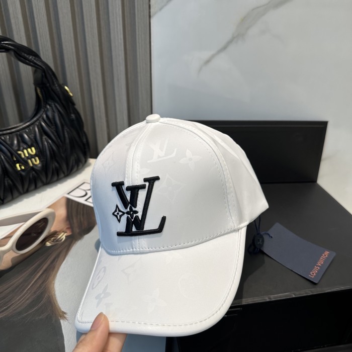 Louis Vuitton Men Womens Cap Baseball Hat Luxury Brand with Original Box Whatsapp 【+1-3239614486】