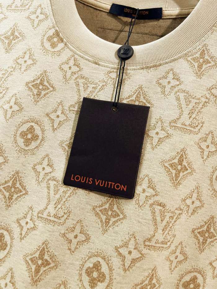 Louis Vuitton Luxury Brand Womens Men Short Sleeve T-Shirt Top Quality Whatsapp 【+1-3239614486】