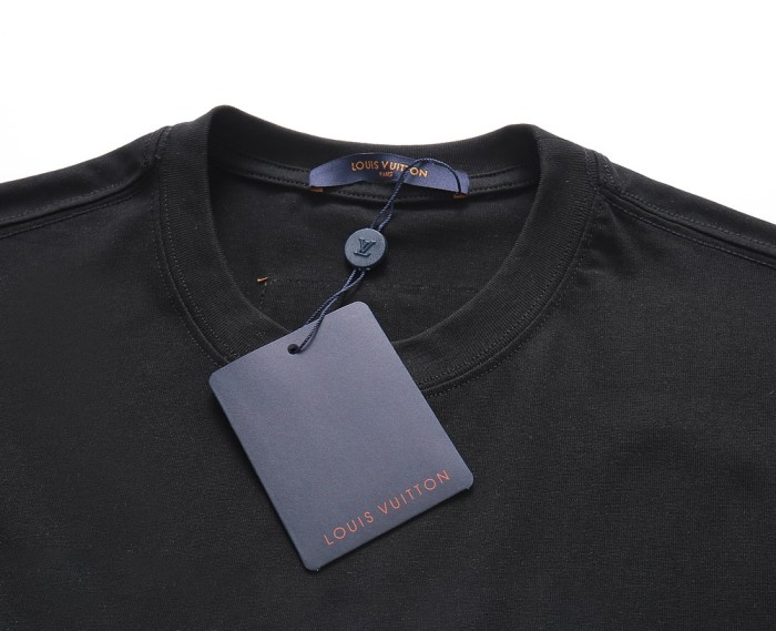Louis Vuitton Luxury Brand Men Womens Short Sleeve T-Shirt Top Quality Whatsapp 【+1-3239614486】