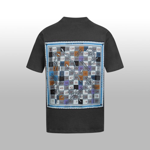 Louis Vuitton  Luxury Brand Men Womens Short Sleeve Printed T-Shirt Whatsapp 【+1-3239614486】