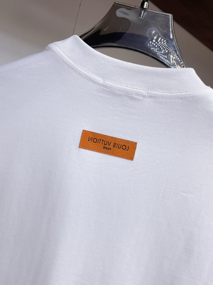 Louis Vuitton Luxury Brand Womens Men Short Sleeve T-Shirt Top Quality Whatsapp 【+1-3239614486】