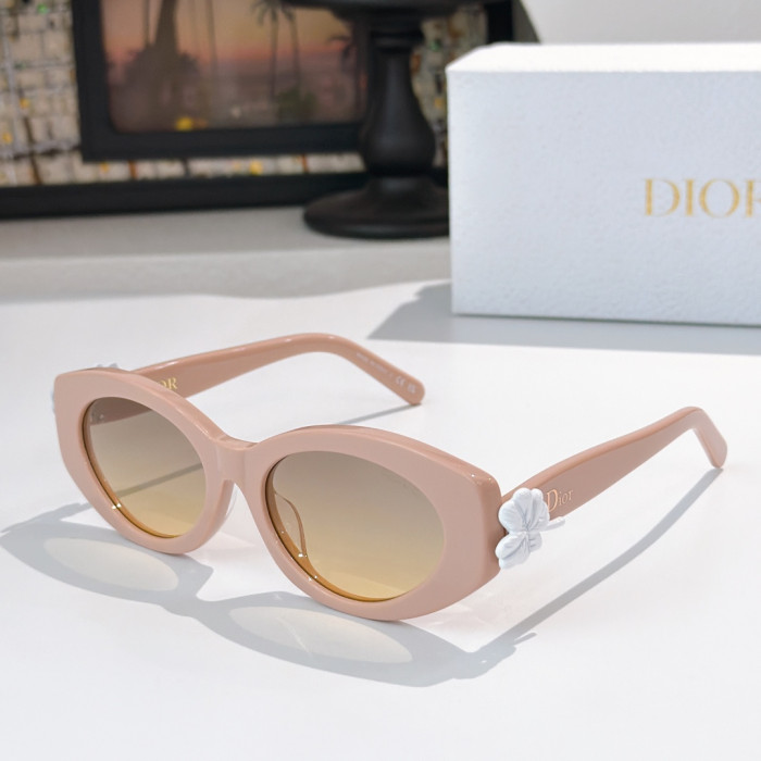 Dior Sunglasses Luxury Brand Womens Sunglasses with Original Box Whatsapp 【+1-3239614486】Dior Clover B1F