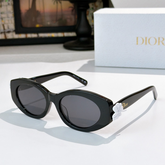 Dior Sunglasses Luxury Brand Womens Sunglasses with Original Box Whatsapp 【+1-3239614486】Dior Clover B1F