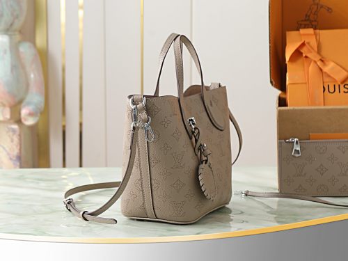 Louis Vuitton Womens Shoulder Bags Luxury Brand Fashion Blossom PM M21849 with Original Box Whatsapp【+1-3239614486】