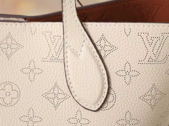 Louis Vuitton Womens Shoulder Bags Luxury Brand Fashion Blossom PM M21849 with Original Box Whatsapp【+1-3239614486】
