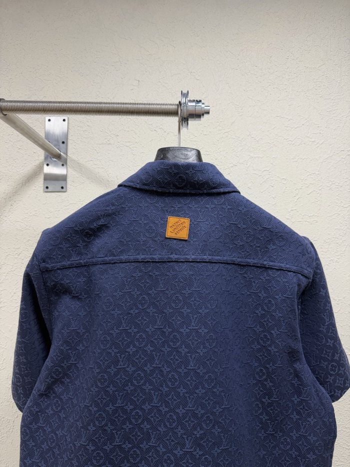 Louis Vuitton Luxury Brand Mens Short Sleeve Denim Shirt Top Quality Whatsapp 【+1-3239614486】