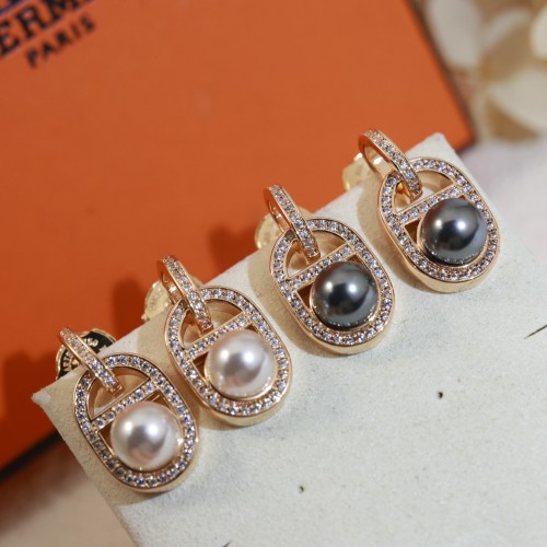 Hermes Luxury Brand Womens Earring with Original Box Whatsapp 【+1-3239614486】