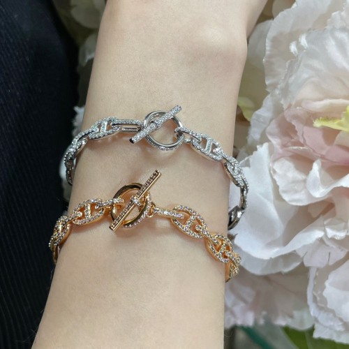 Hermes Luxury Brand Womens Bracelet with Original Box Whatsapp 【+1-3239614486】